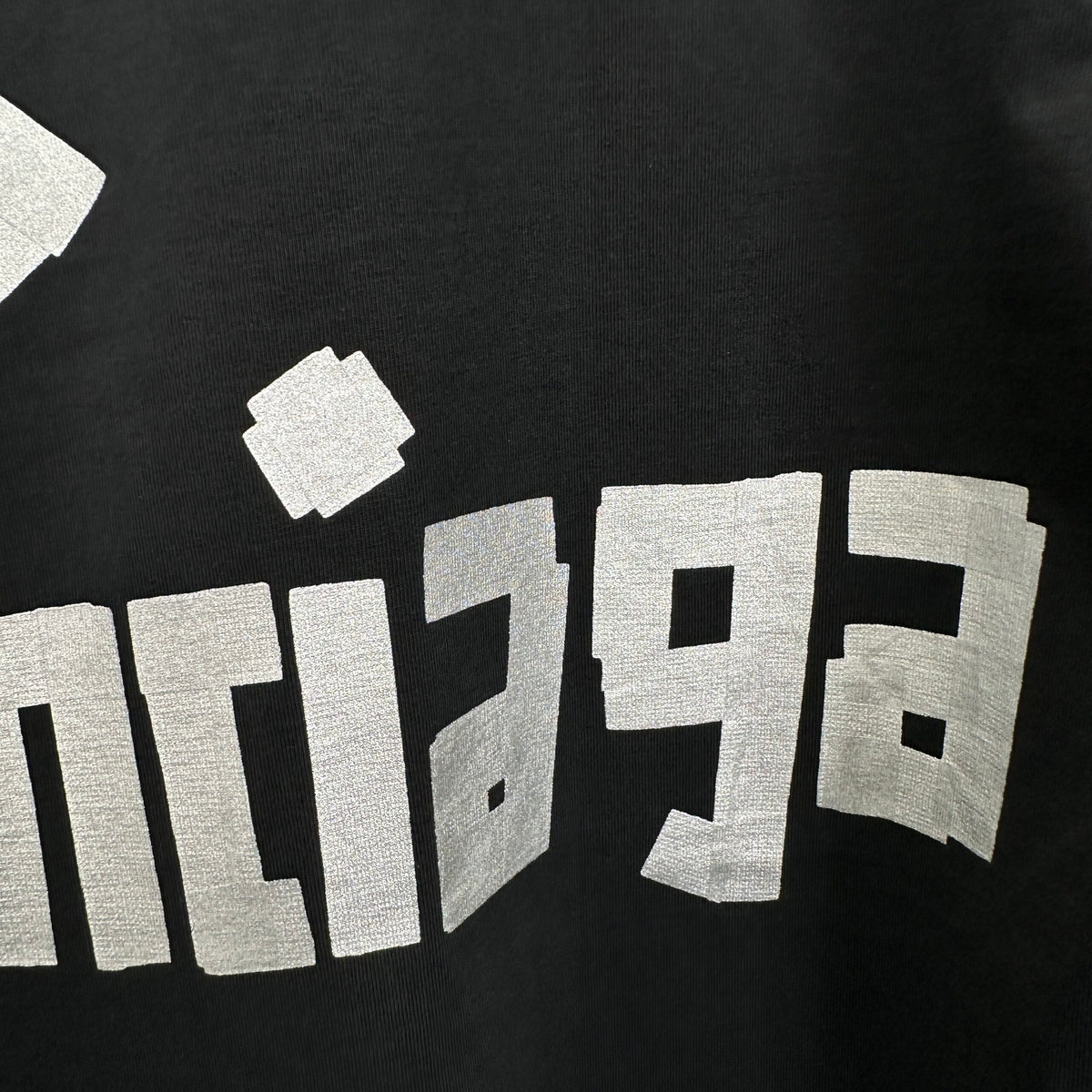 Balenciaga T Cămașă Exclusive - prezentare produs