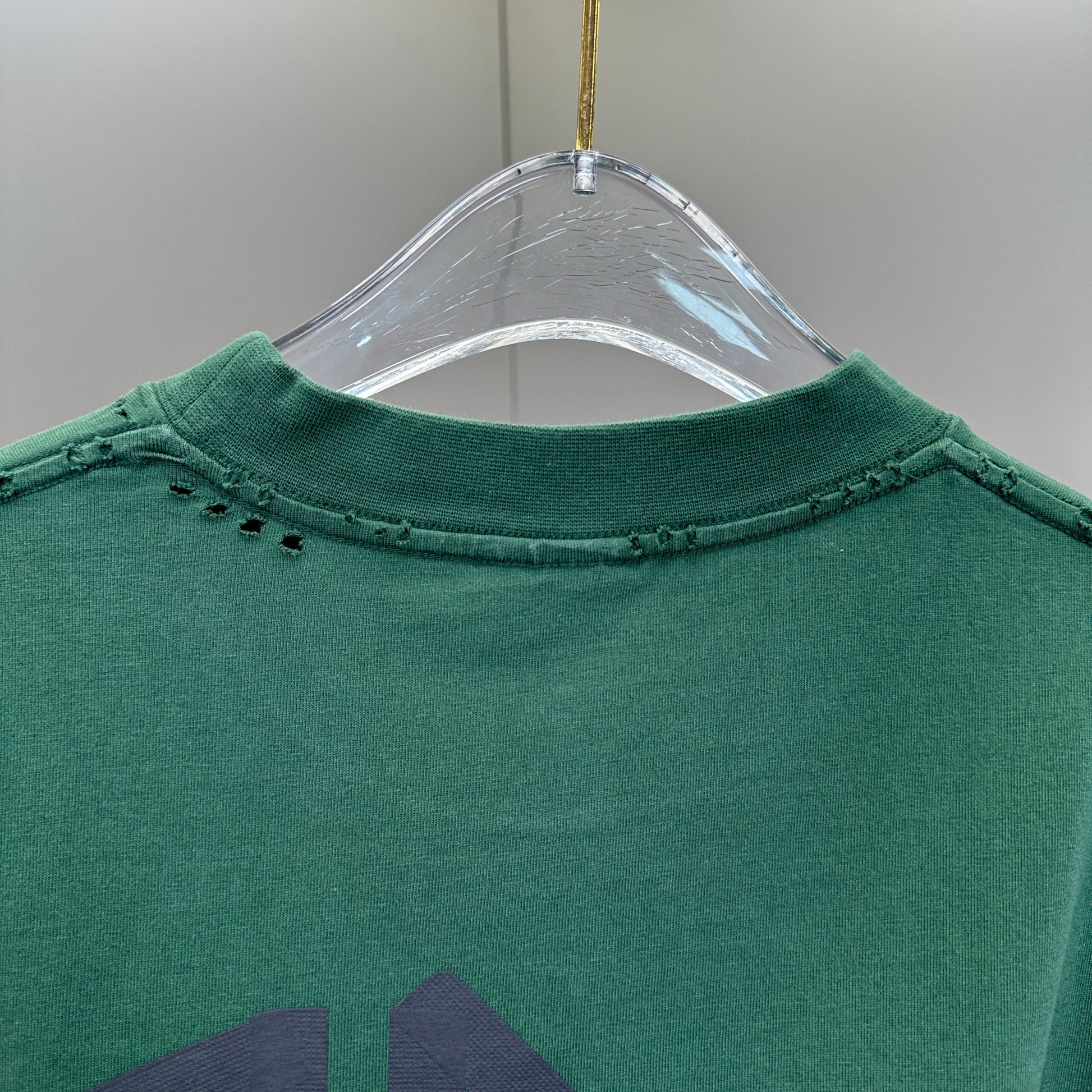 Balenciaga T Cămașă Exclusive - prezentare produs