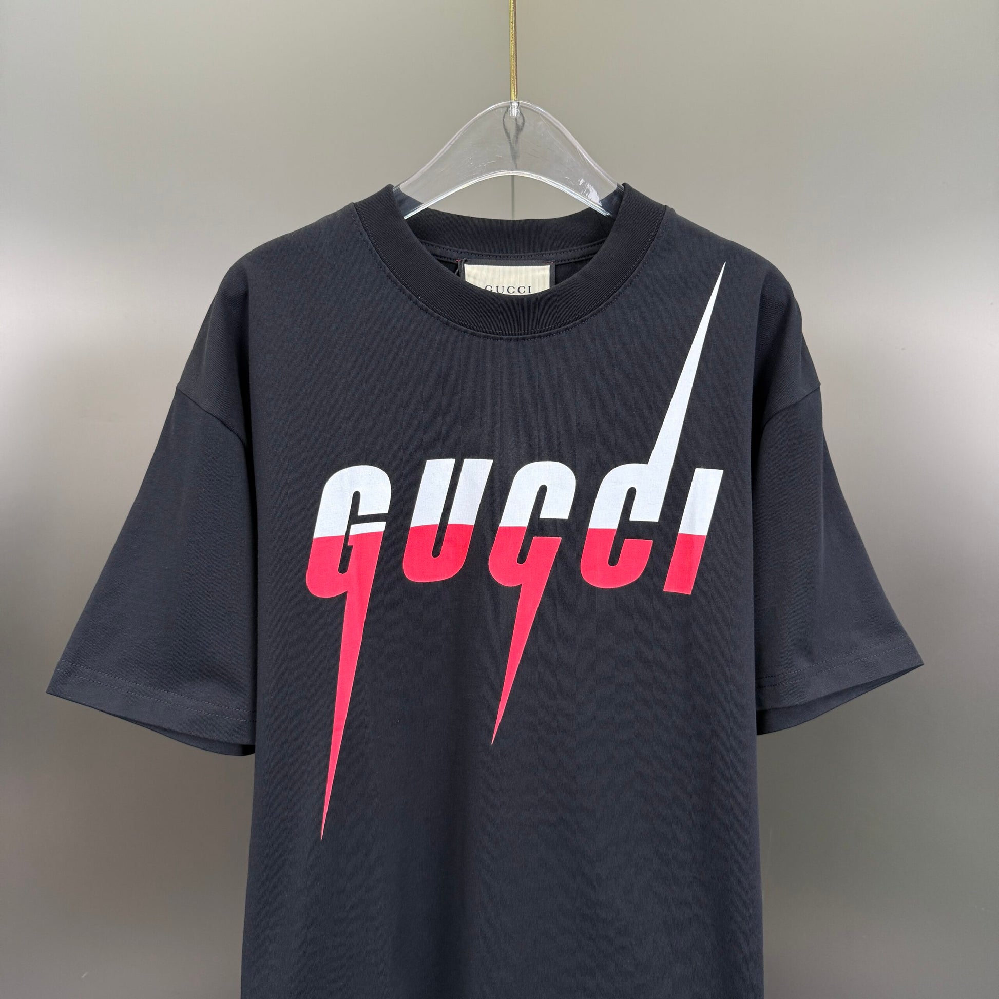Gucci T Cămașă Exclusive - prezentare produs