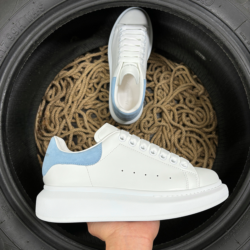 Alexander McQueen Baby Albastru - prezentare produs