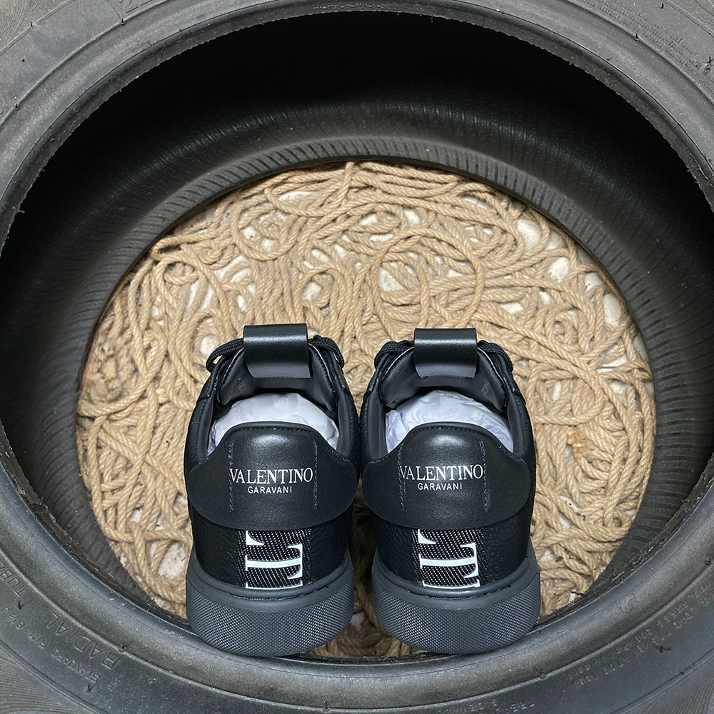 Valentino V7TN Trainers Full Negru - prezentare produs