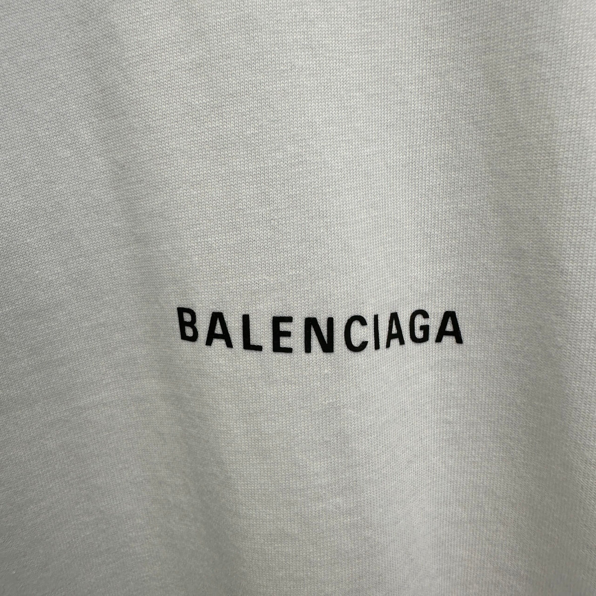 Balenciaga T Cămașă Exclusive - prezentare produs