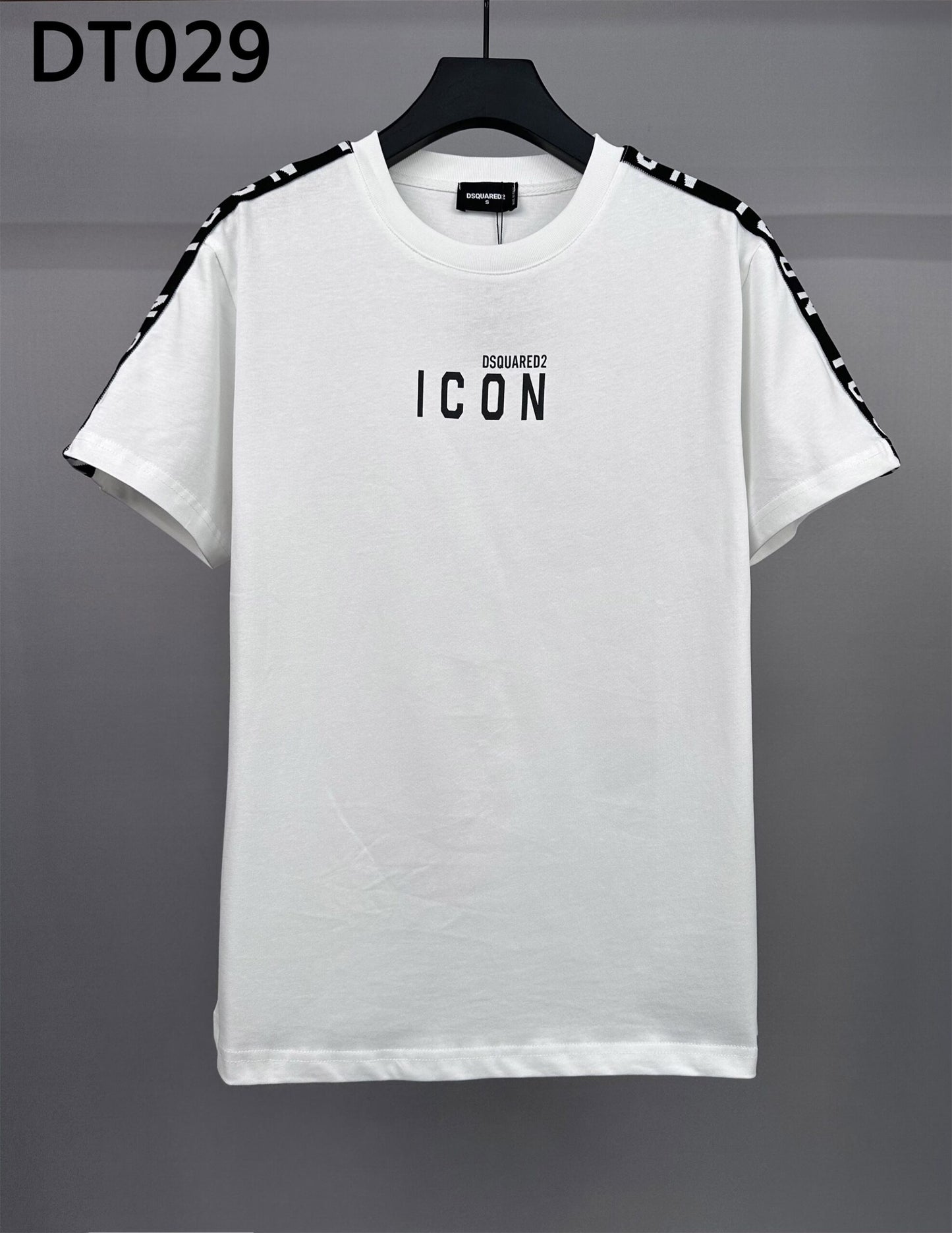 Dsquared2 T Cămașă Dt029 - prezentare produs
