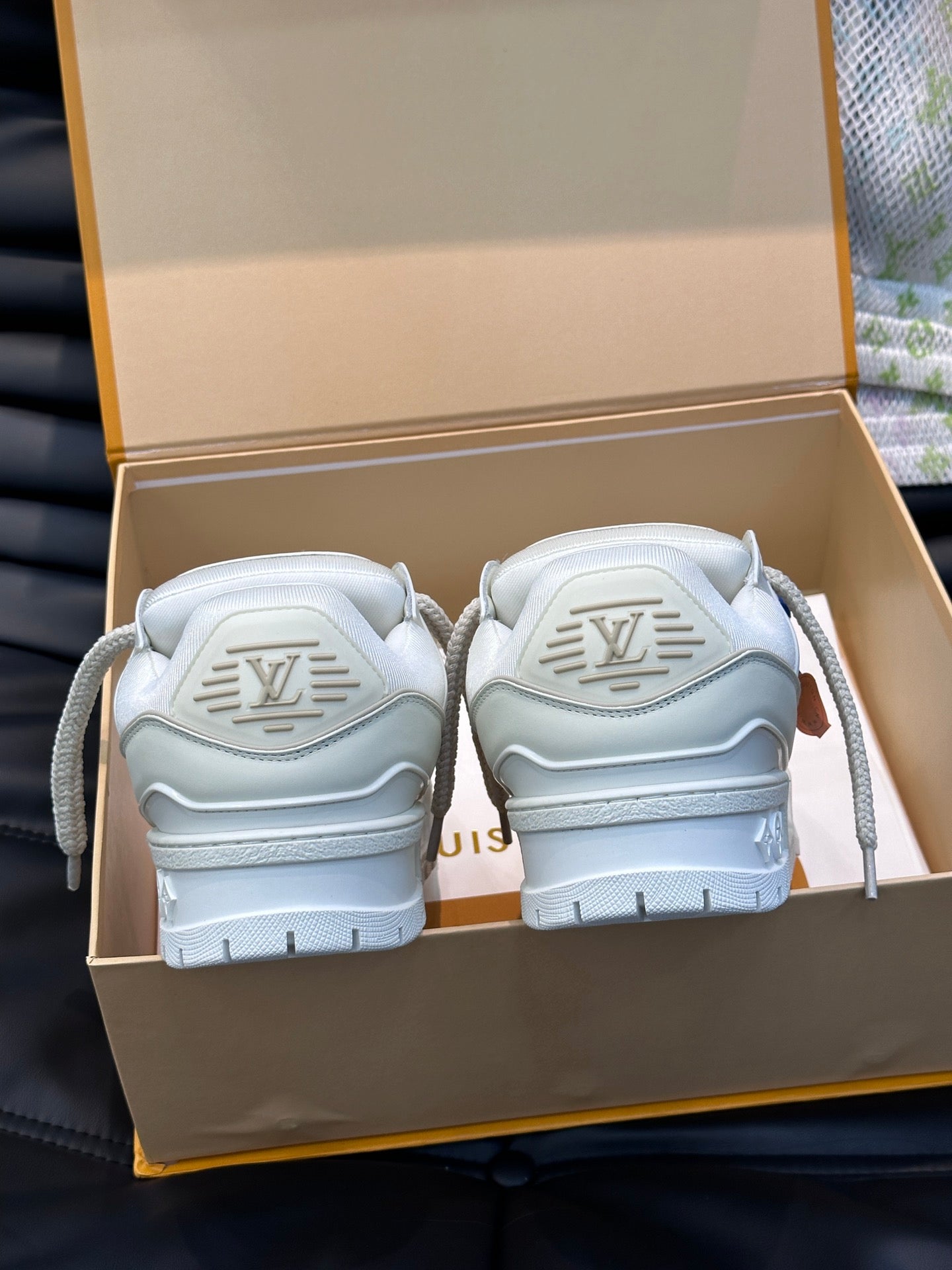 Louis Vuitton LV Trainers Maxi Alb - prezentare produs