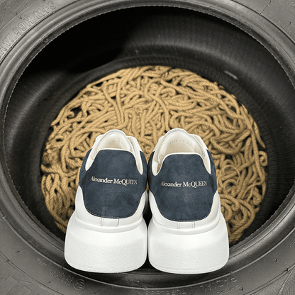 Alexander Mcqueen 16 - prezentare produs