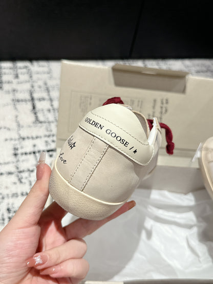 Golden Goose Pantofi sport - prezentare produs