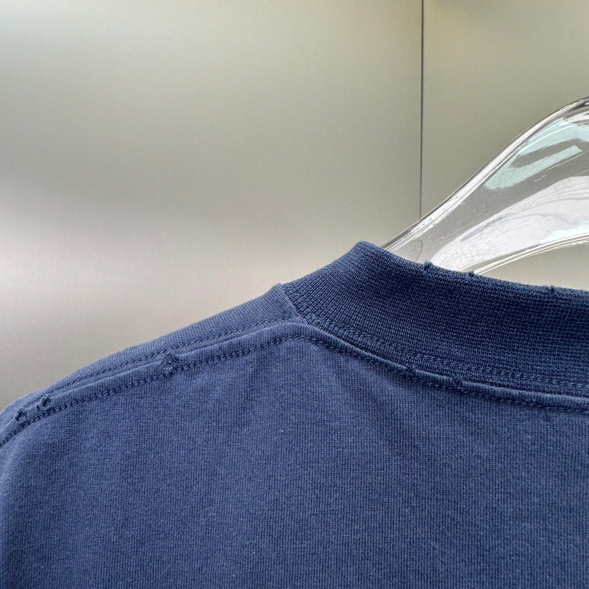 Balenciaga T Cămașă Exclusive - prezentare produs