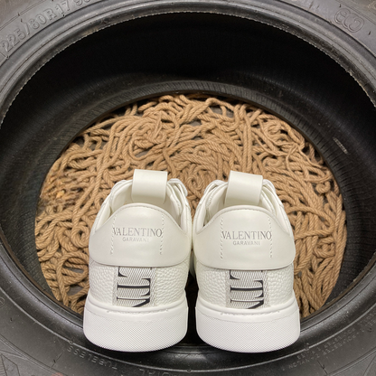 Valentino V7TN Trainers Roșu - prezentare produs
