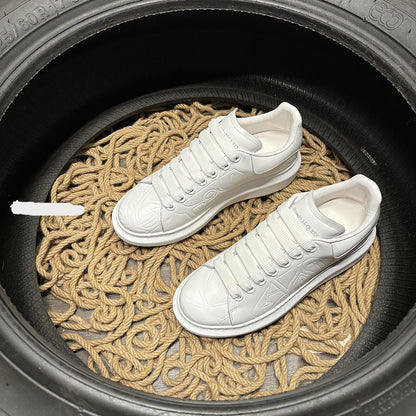 Alexander McQueen Alb Pattern Pantofi sport - prezentare produs
