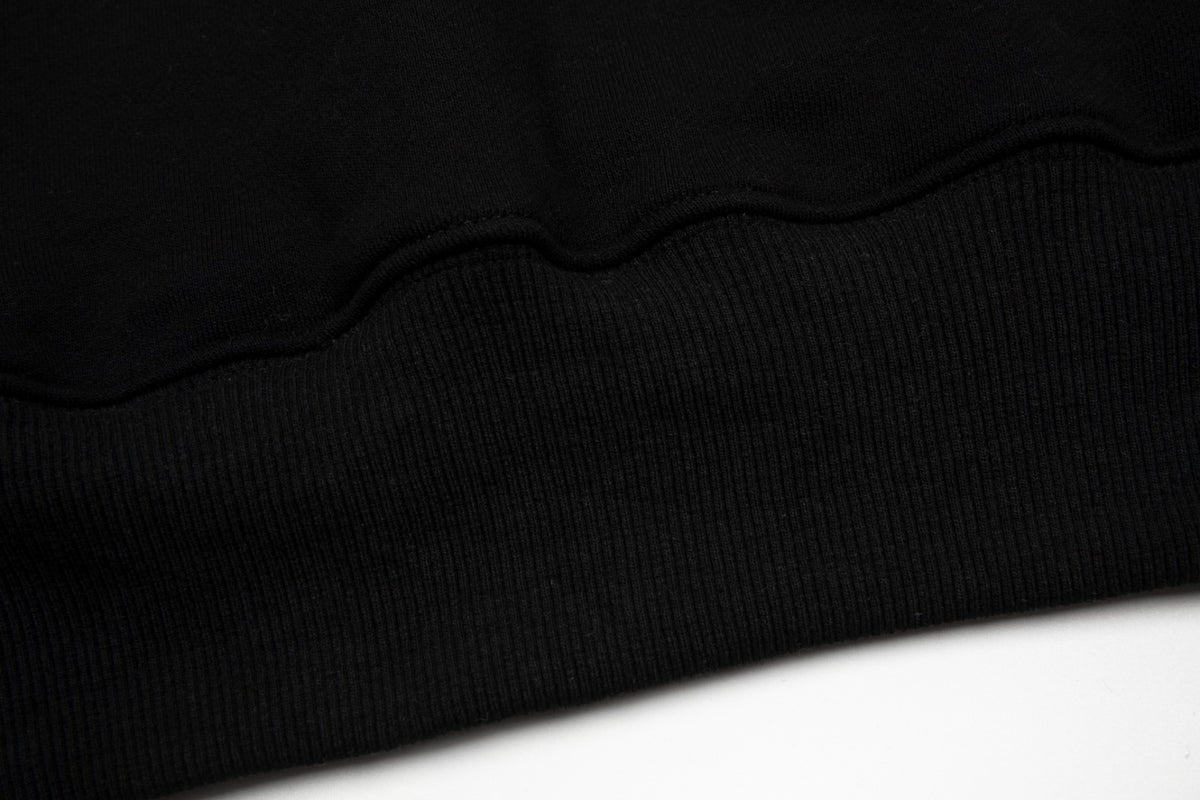 Ami Paris Hanorac Negru - prezentare produs