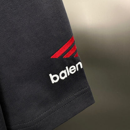 Balenciaga T Cămașă Exclusive - prezentare produs