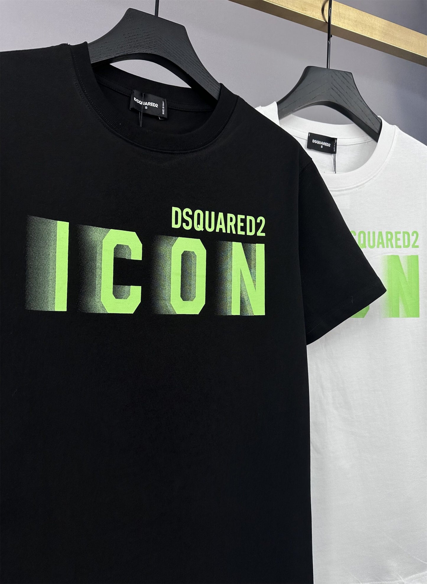 Dsquared2 T Cămașă Dt047 - prezentare produs