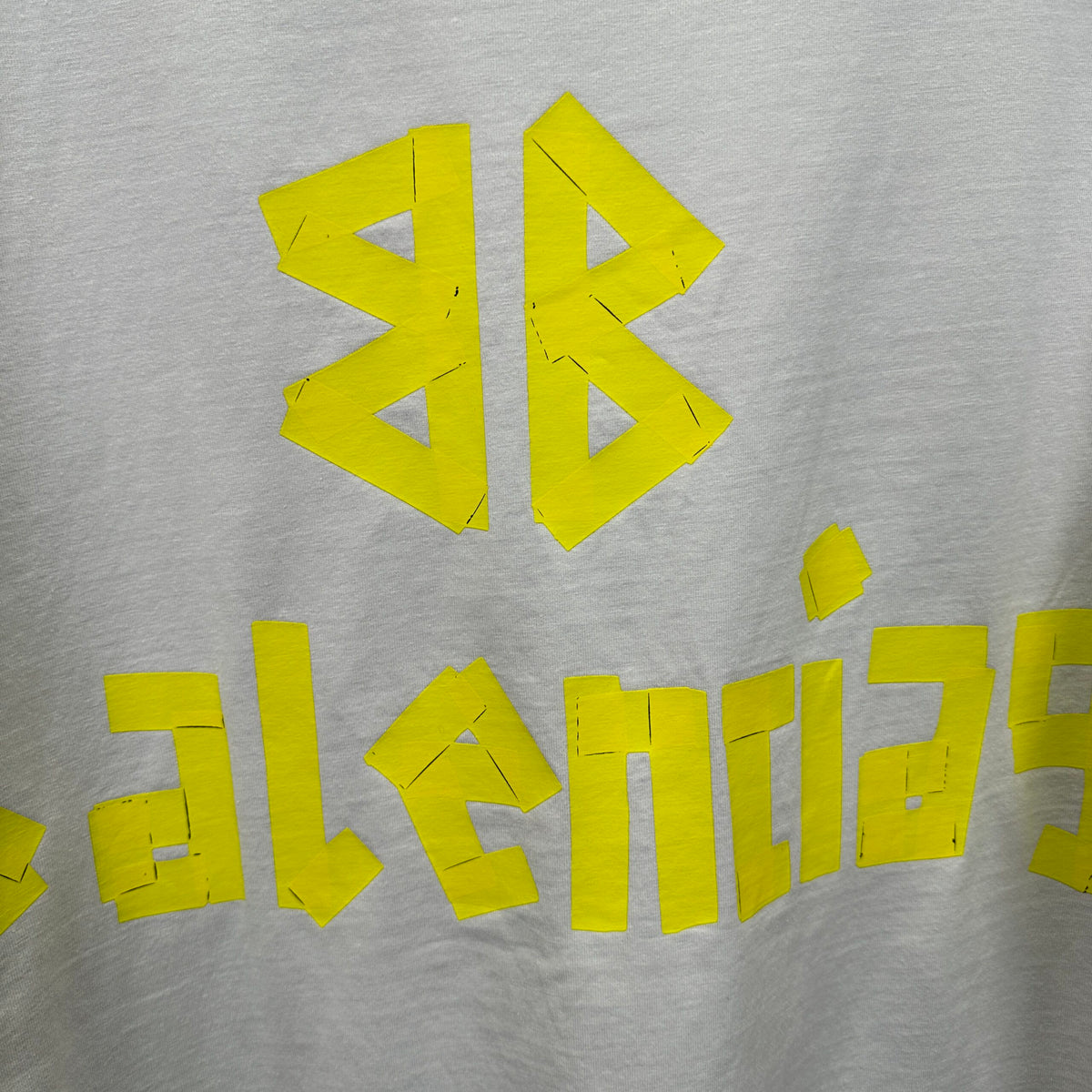 Balenciaga T Cămașă Exclusive - prezentare produs