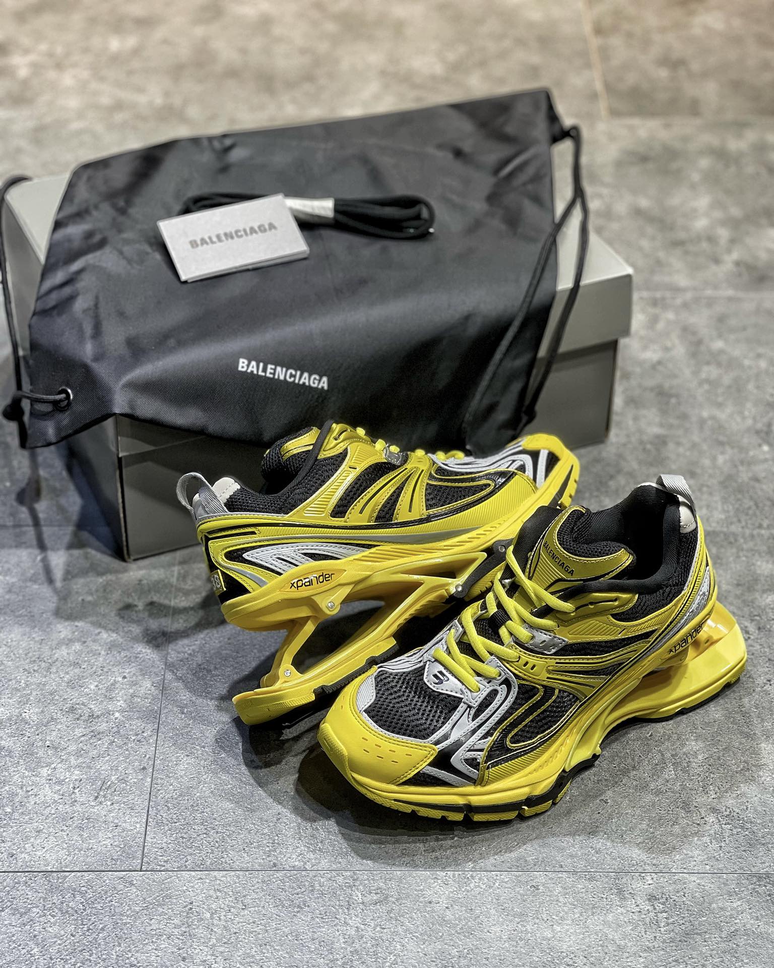 Balenciaga X Pande Galben - prezentare produs