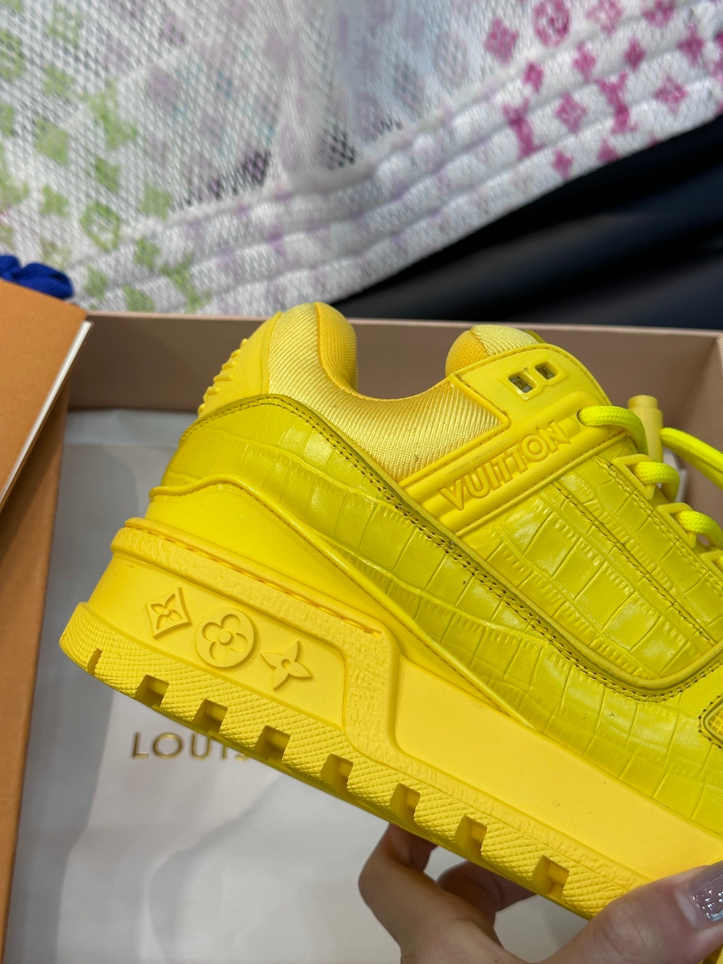Louis Vuitton LV Trainers Maxi Galben - prezentare produs