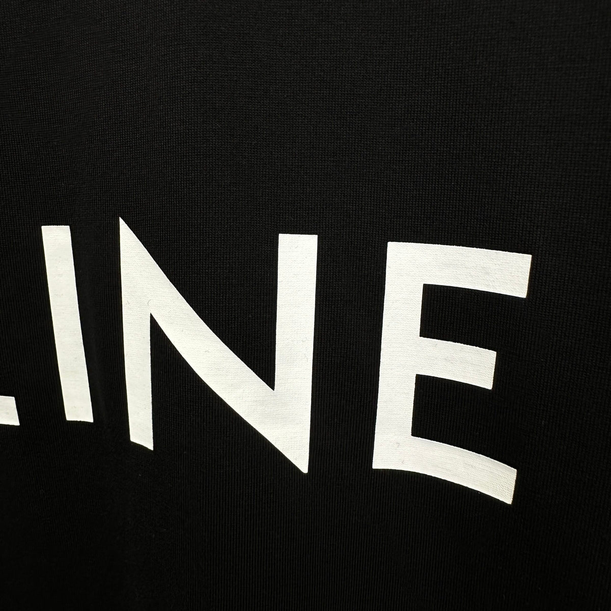 Celine T Cămașă Exclusive - prezentare produs