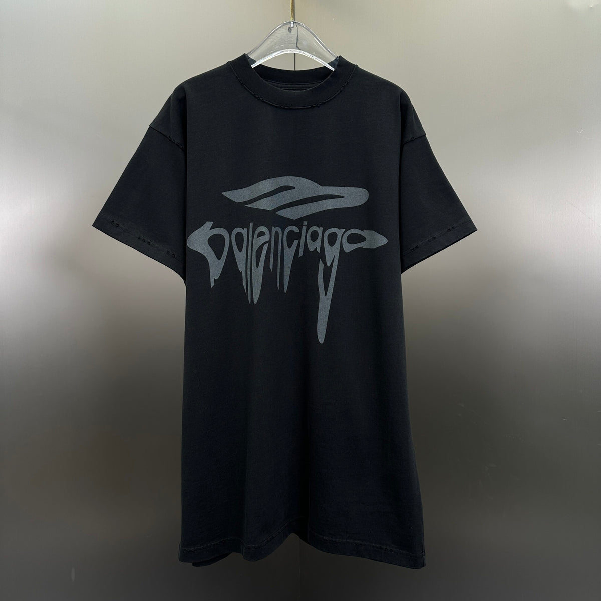 Balenciaga Tricou Exclusive - prezentare produs