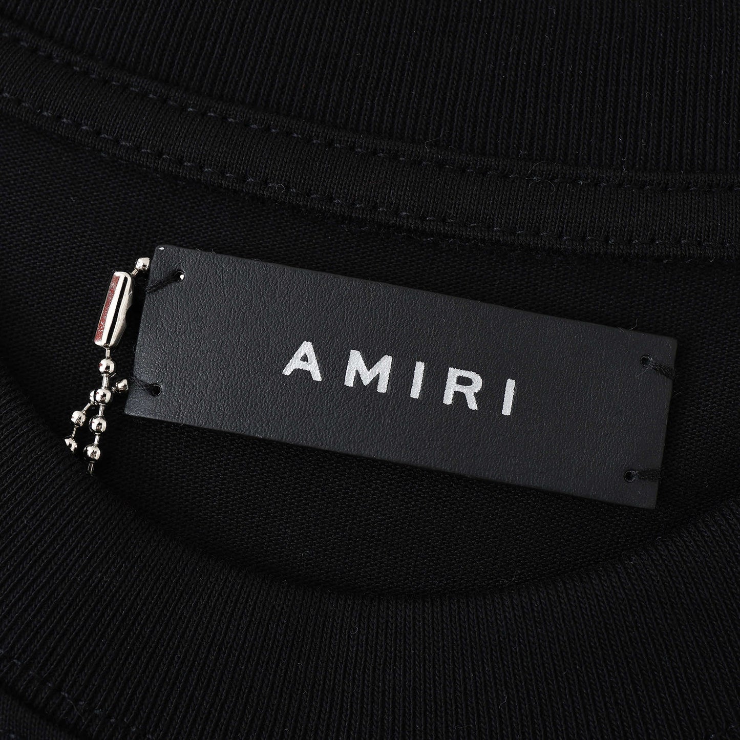 Amiri T Cămașă - prezentare produs