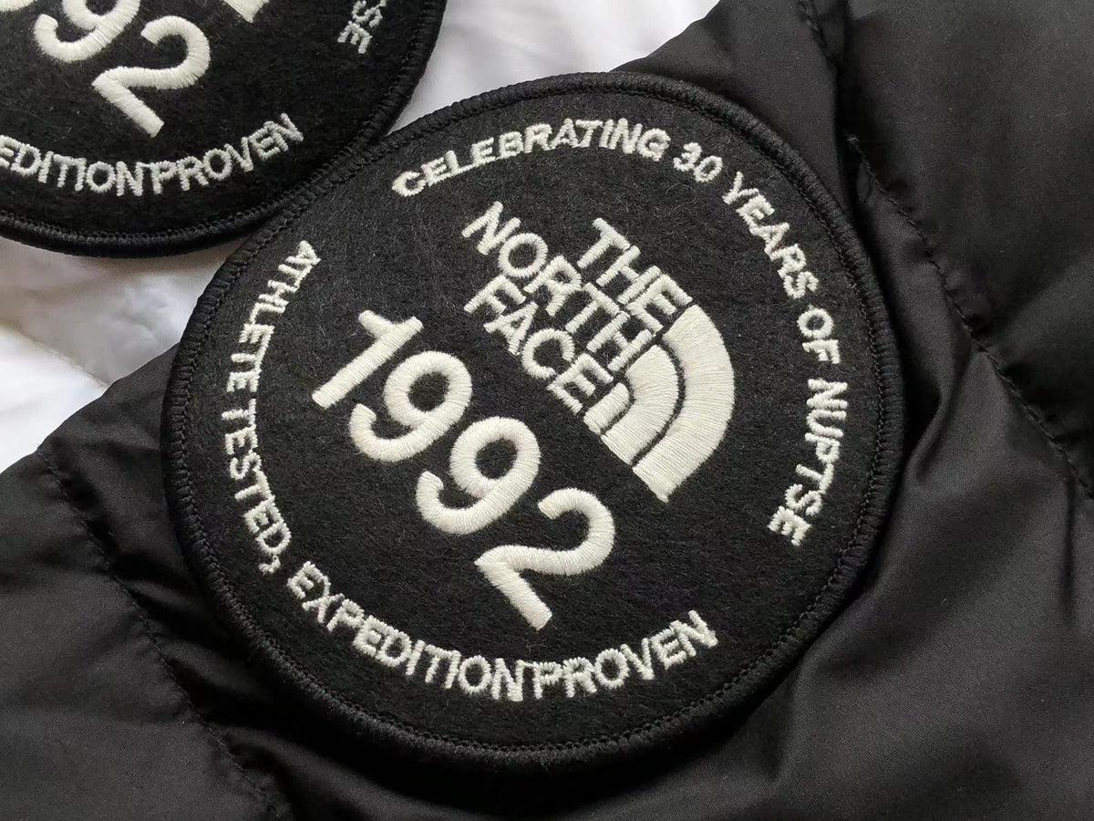 The North Face 700 30 Years Aniversare Pantofi sport - prezentare produs