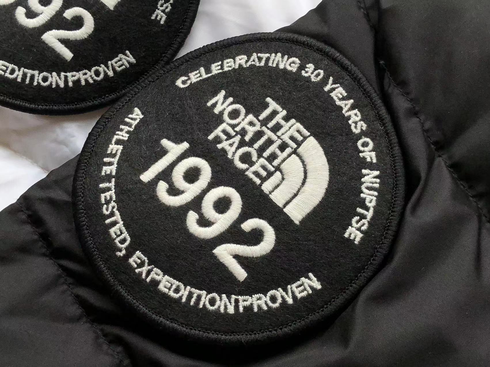 The North Face 700 30 Years Aniversare Pantofi sport - prezentare produs