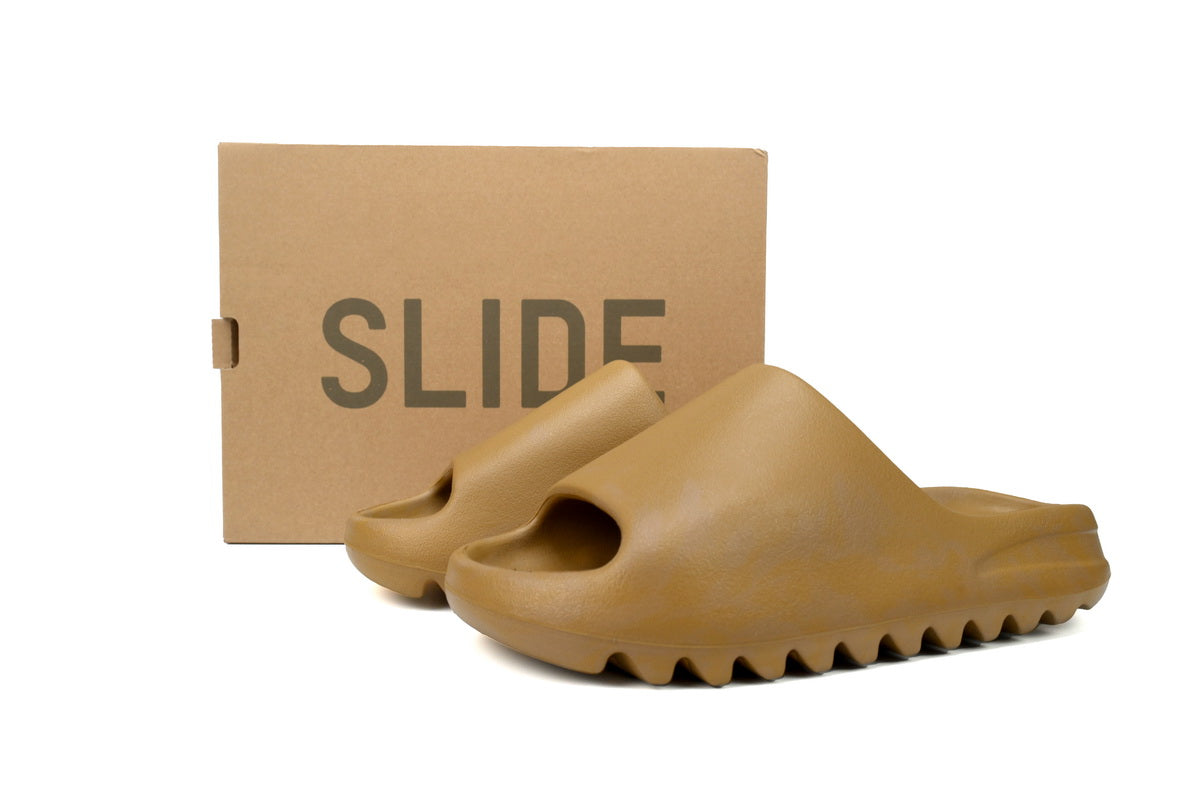 Adidas Yeezy Yeezy Slides Light Maro - prezentare produs