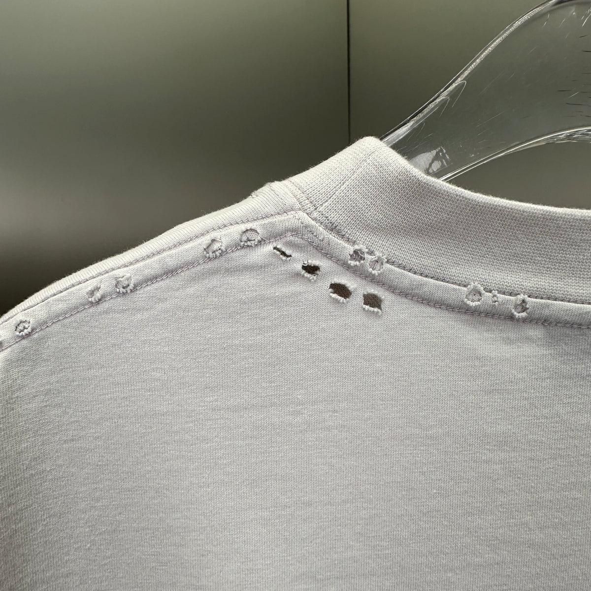 Balenciaga T Cămașă Exclusive - prezentare produs