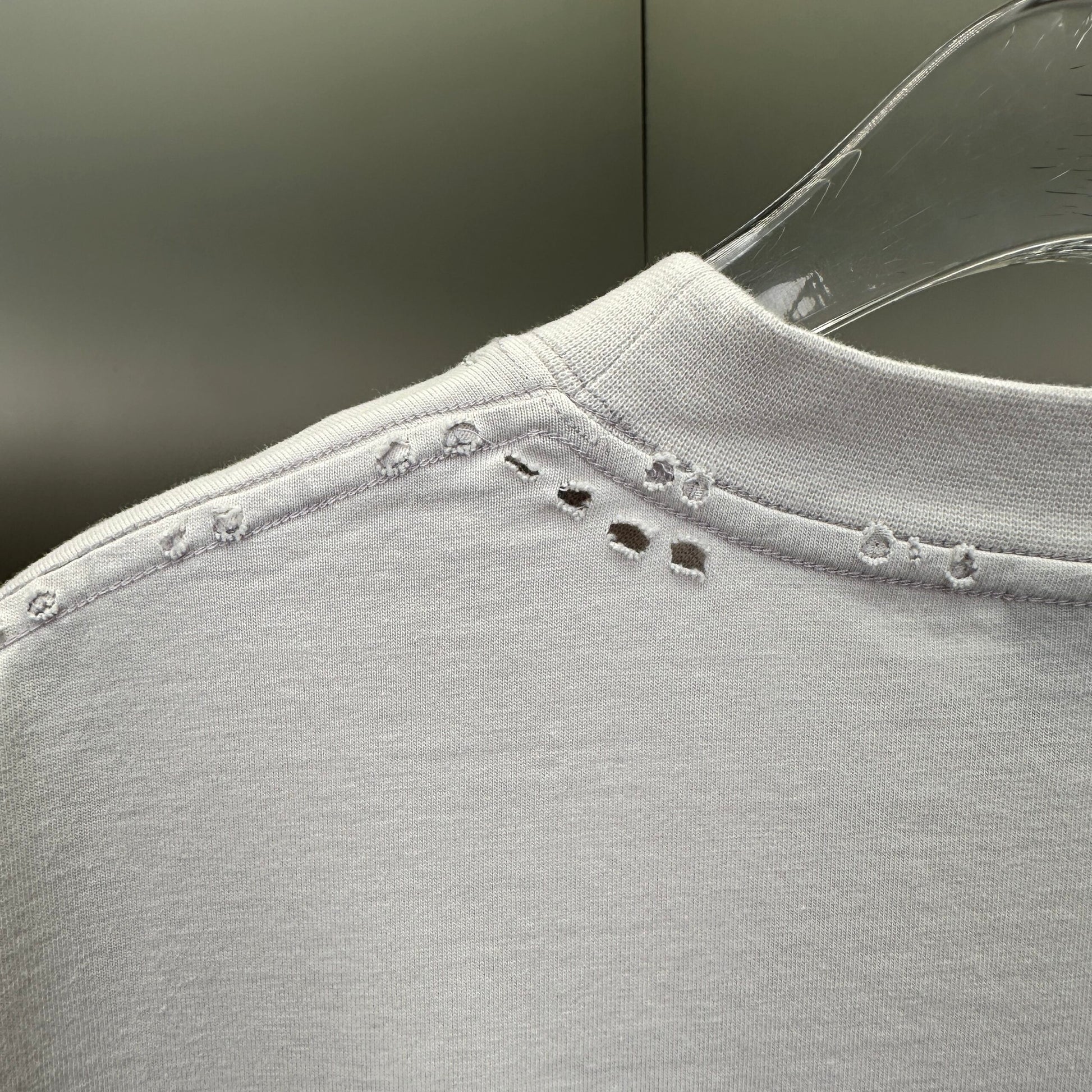 Balenciaga T Cămașă Exclusive - prezentare produs
