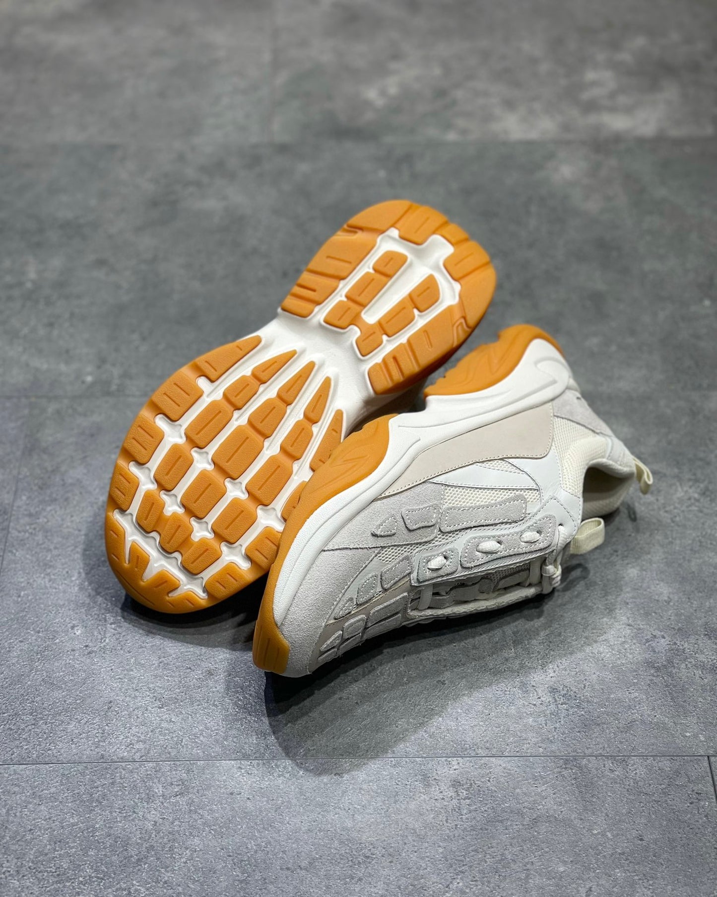Amiri Skeleton Crem Pantofi sport - prezentare produs