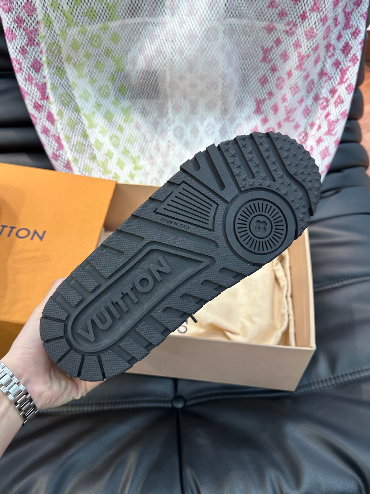 Louis Vuitton LV Pantofi sport Maxi Negru Stones - prezentare produs