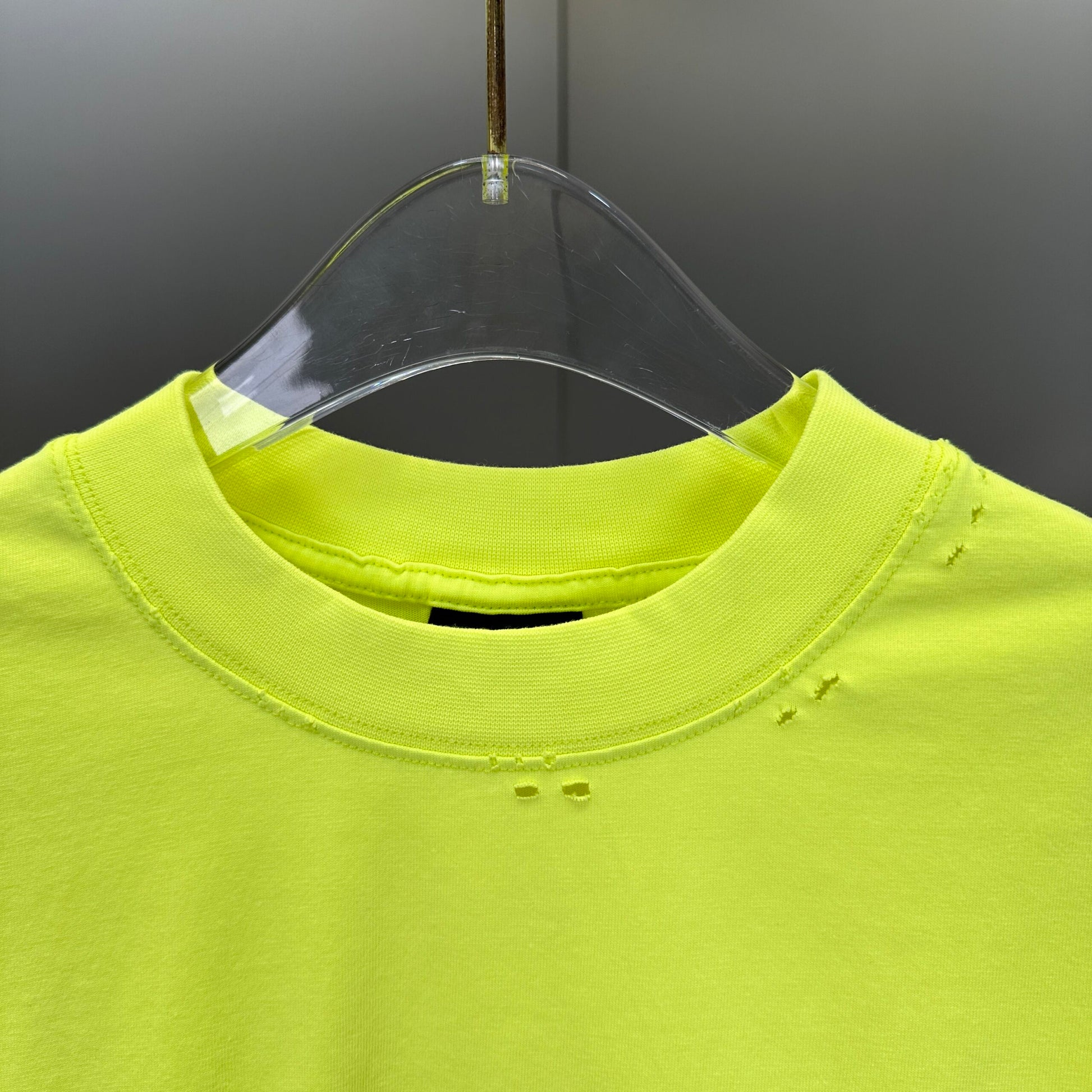 Balenciaga T Cămașă Exclusive - prezentare produs