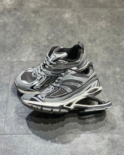Balenciaga X Pande Gri Pantofi sport - prezentare produs