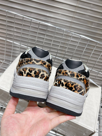 Golden Goose Deluxe G65 Pantofi sport - prezentare produs