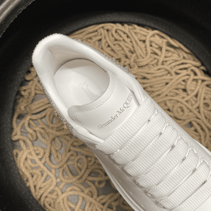 Alexander Mcqueen 50 - prezentare produs