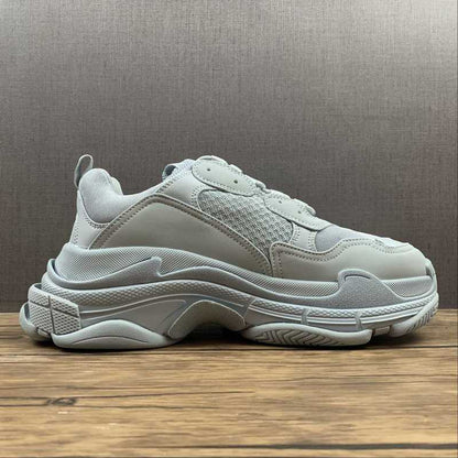 Balenciaga Triple S Gri Pantofi sport - prezentare produs