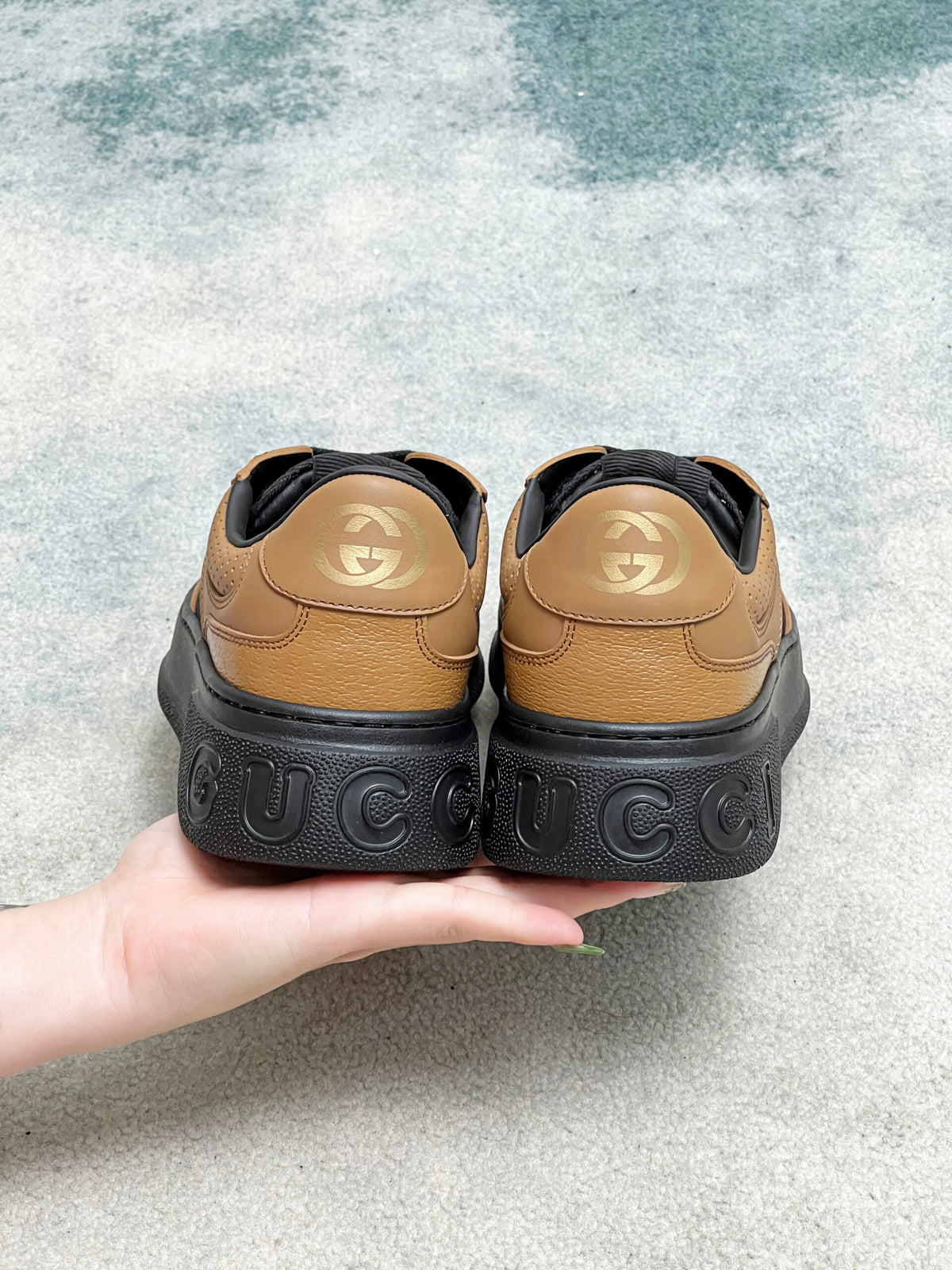 Gucci Screener Pantofi sport - prezentare produs