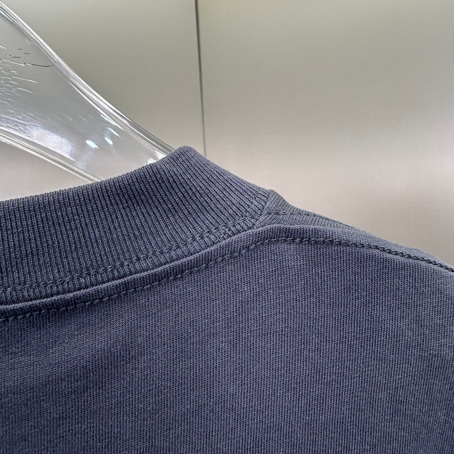 Balenciaga T Cămașă Exclusive - prezentare produs