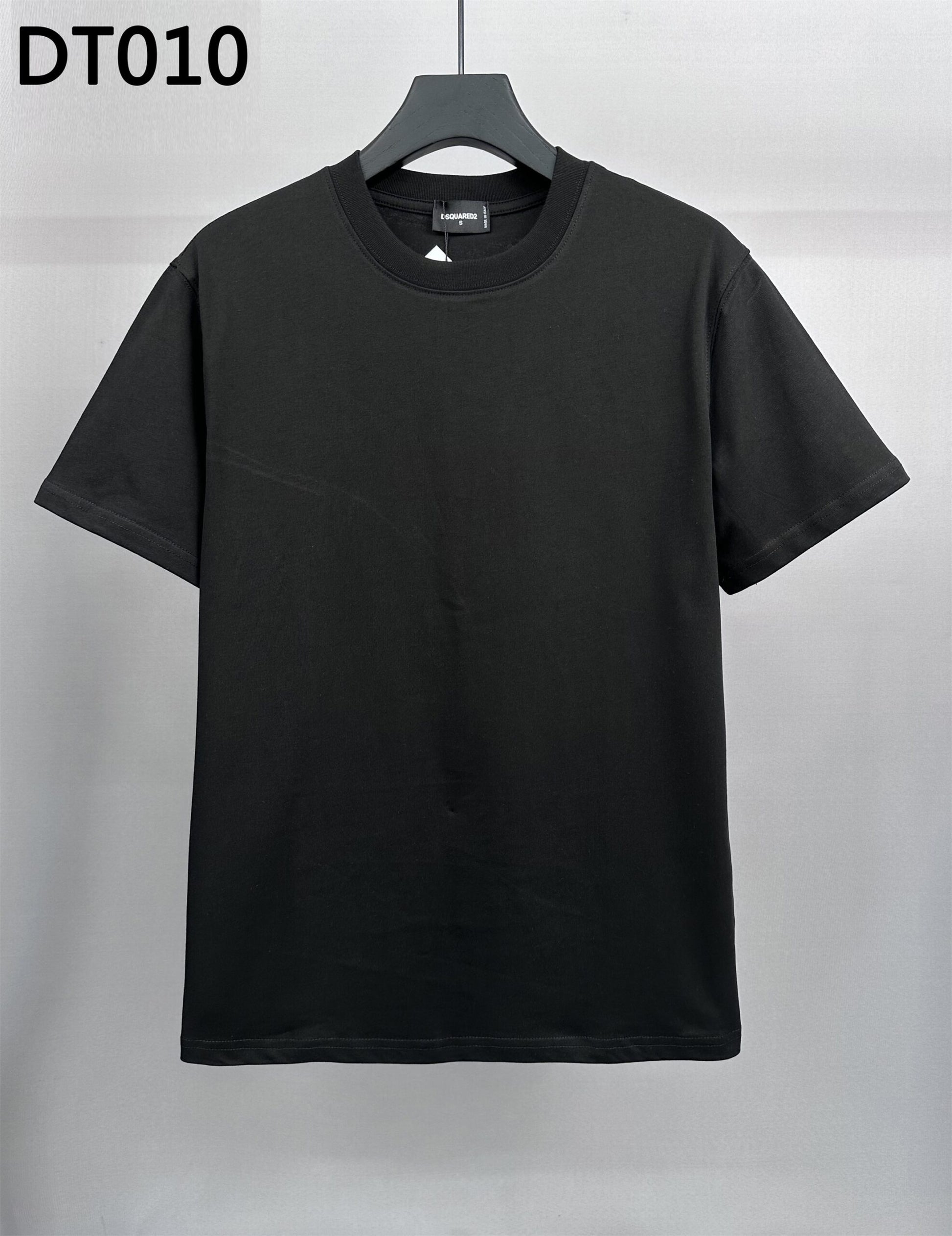 Dsquared2 T Cămașă Dt010 - prezentare produs