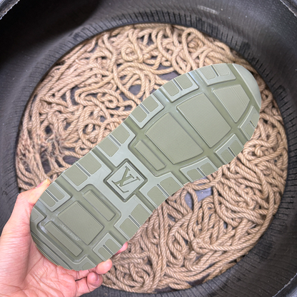 Louis Vuitton LV Run Away Army Verde Pantofi sport - prezentare produs