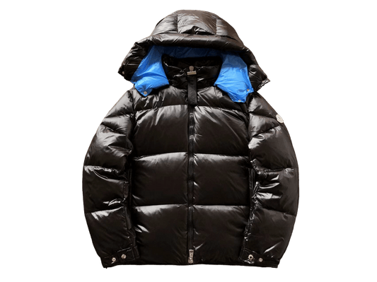 Moncler Geacă With Hood - prezentare produs