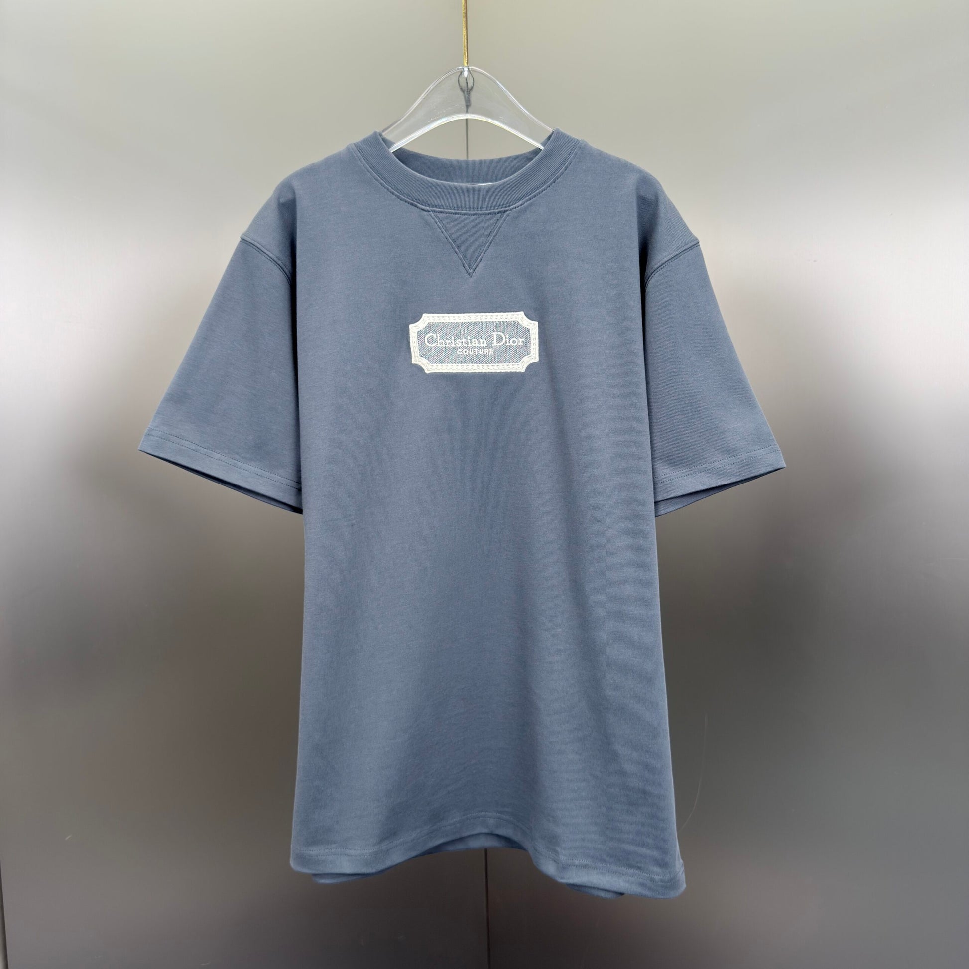 Dior Tricou Exclusive - prezentare produs