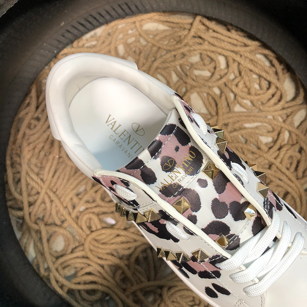 Valentino Rockstud Leopard Pantofi sport - prezentare produs