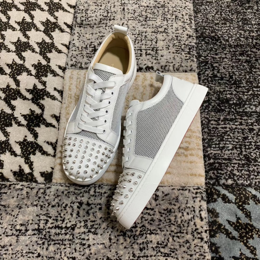 Christian Louboutin Low Alb - prezentare produs