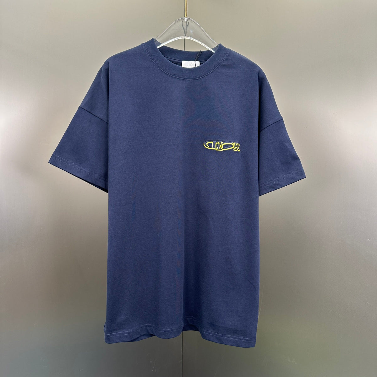 Dior Tricou Exclusive - prezentare produs