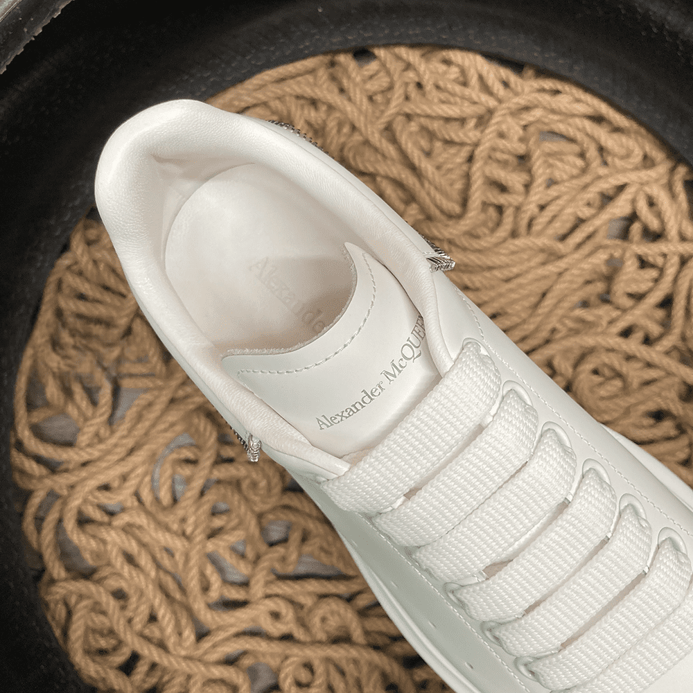 Alexander Mcqueen 51 - prezentare produs