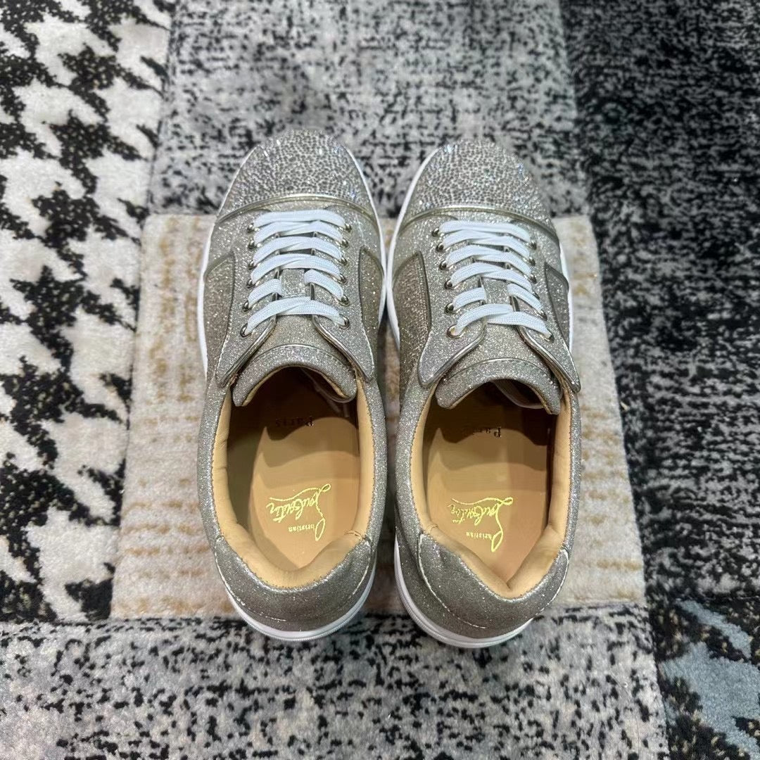 Christian Louboutin Shiny Diamonds Low - prezentare produs