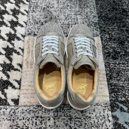 Christian Louboutin Shiny Diamonds Low - prezentare produs