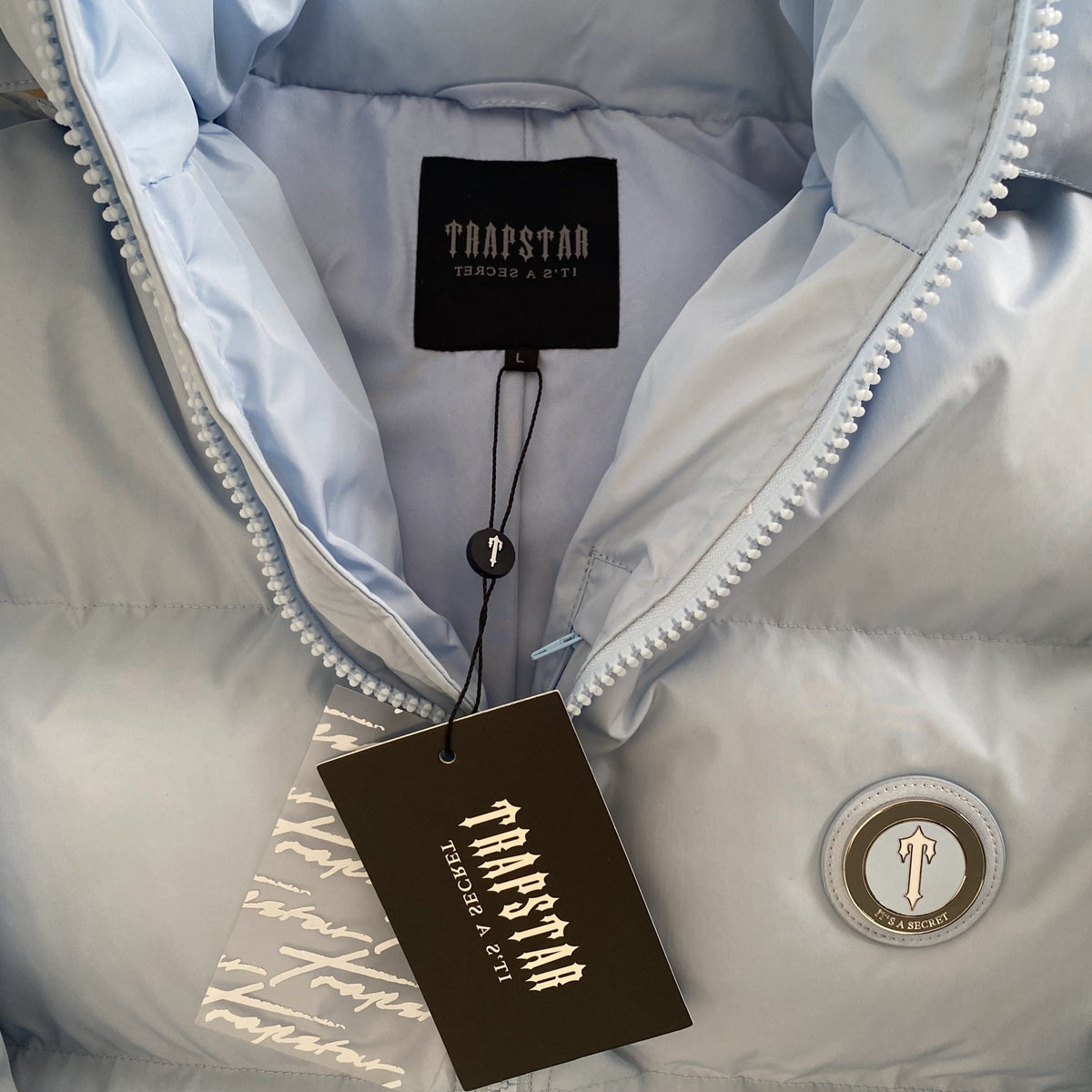 Trapstar Oversized Irongate Puffer Ice Albastru - prezentare produs