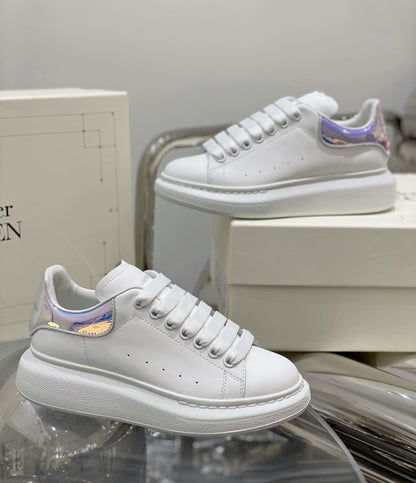 Alexander McQueen Rainbow - prezentare produs