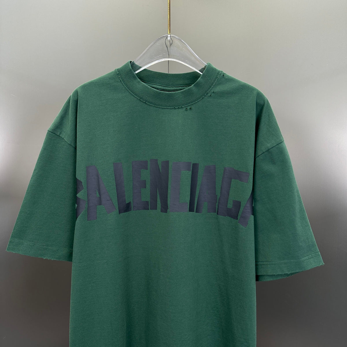Balenciaga T Cămașă Exclusive - prezentare produs
