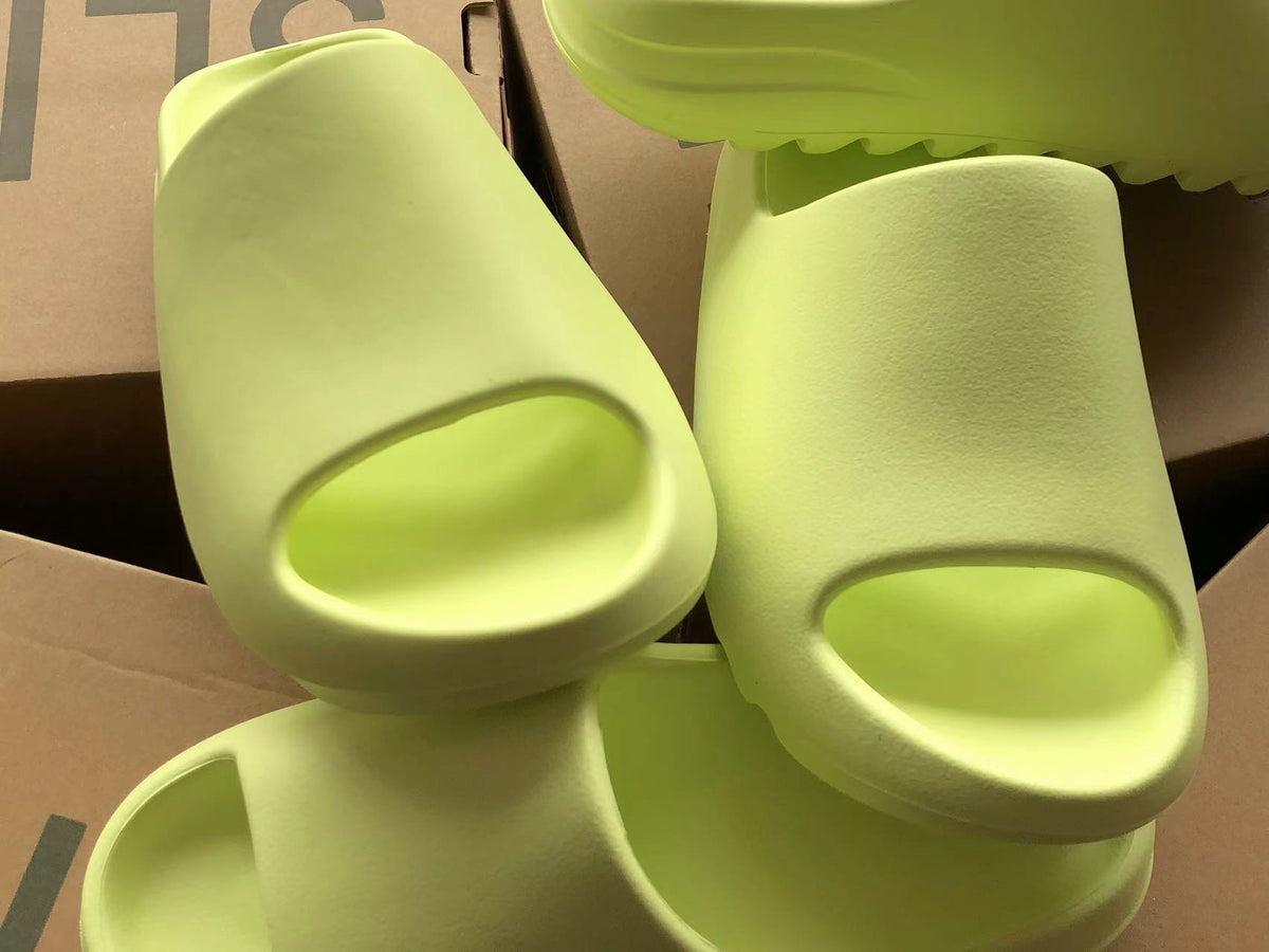 Adidas Yeezy Yeezy Slide Verde Neon - prezentare produs